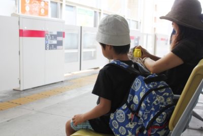 新幹線 好き 子供 旅行 ホーム