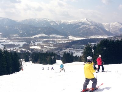 北海道 スキー ツアー 子供 雪山
