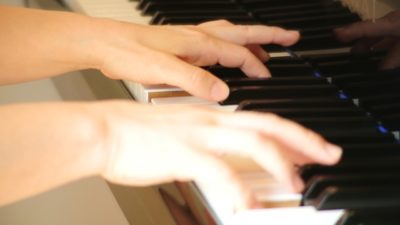 子供 習い事 音楽 ピアノ